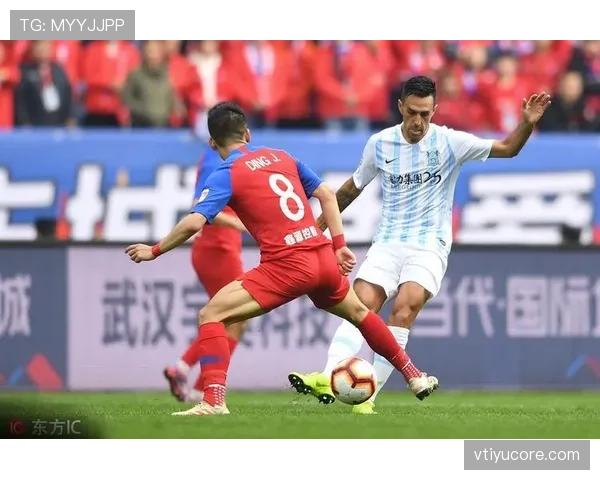 无意手球为何仍可能被判犯规?规则关键在“扩大防守面积” 无意手球为何仍可能被判犯规?规则关键在“扩大防守面积”